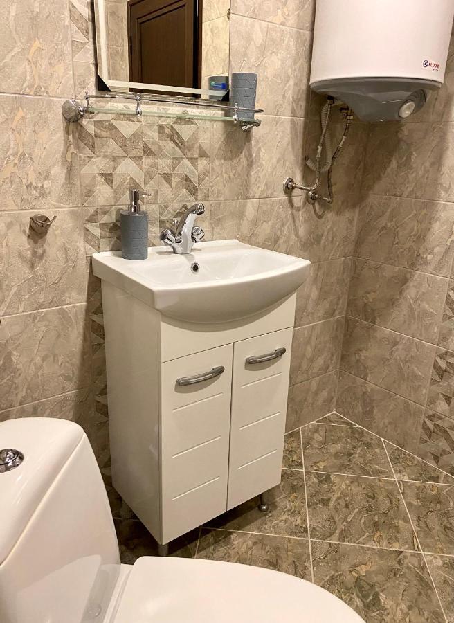Cozy & Modern 1Br Apart For 4 Guests Next To Medical University & Free Parking Stara Zagora Exteriör bild