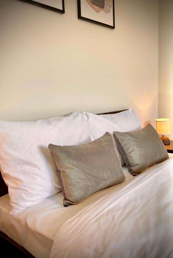 Cozy & Modern 1Br Apart For 4 Guests Next To Medical University & Free Parking Stara Zagora Exteriör bild
