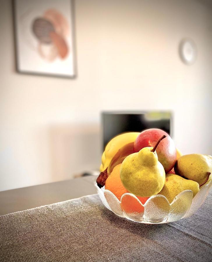 Cozy & Modern 1Br Apart For 4 Guests Next To Medical University & Free Parking Stara Zagora Exteriör bild